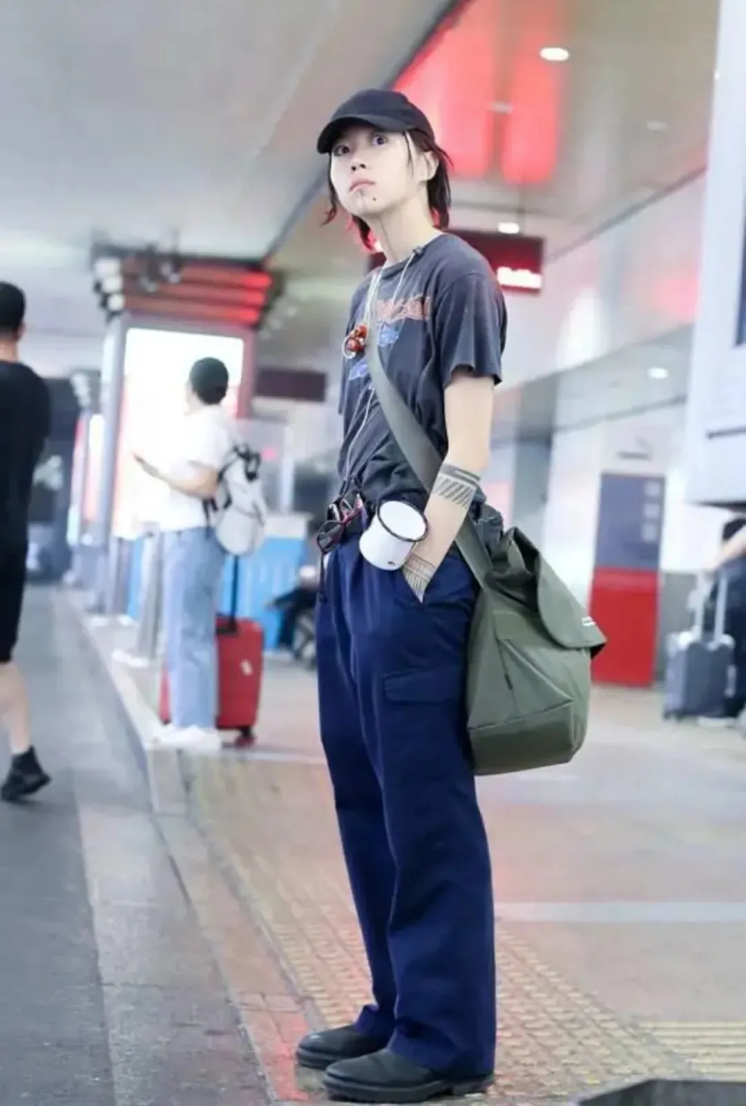 7525967D1A39DD4B6CD186537AC6EC9B1CDCB9FA_size118_w1080_h1600.jpg